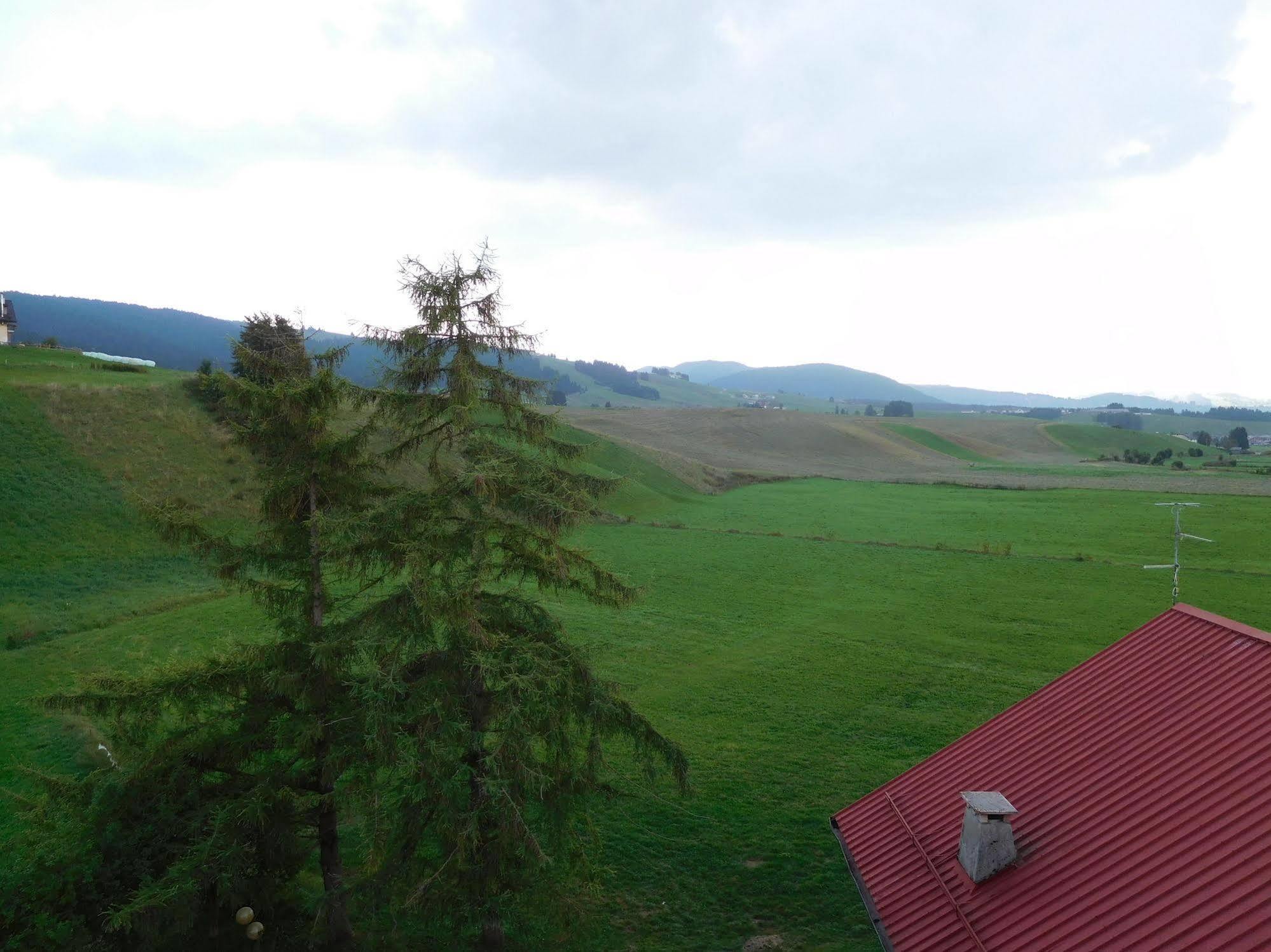 Hotel Vescovi Asiago Exteriör bild