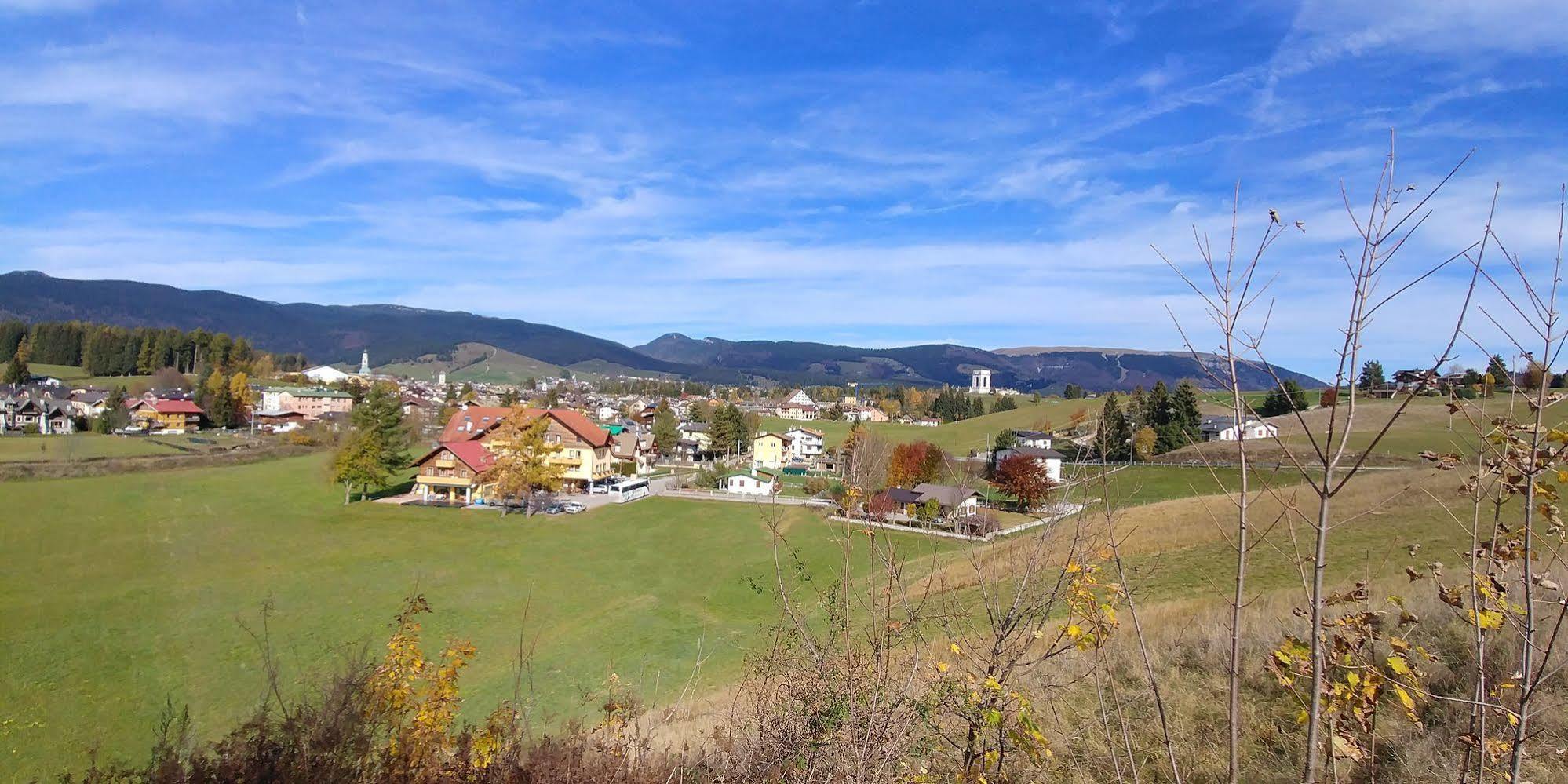 Hotel Vescovi Asiago Exteriör bild